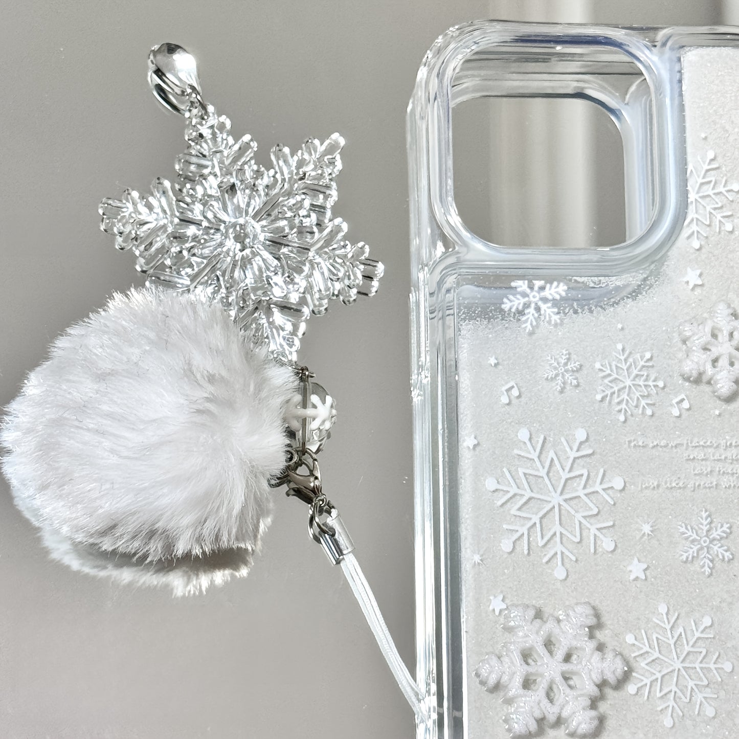 1pc Christmas Snowflake Charm with Plush Pom-Pom, Handcrafted Beaded Mobile Phone Strap, Cute Hanging Accessory for Women'S Daily Use, ABS Material